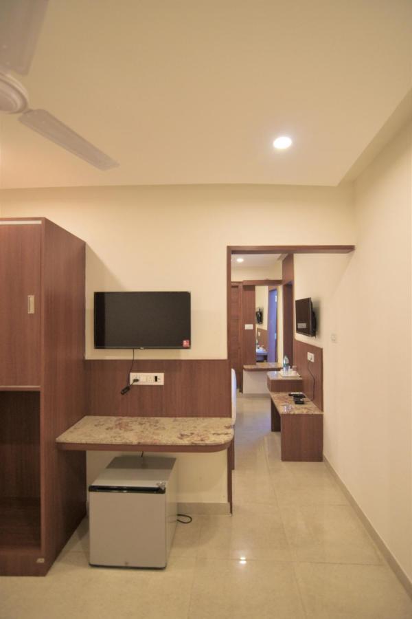 Hotel Dasya - Formerly Nice Stay The Business Hotel Bangalore Exteriör bild